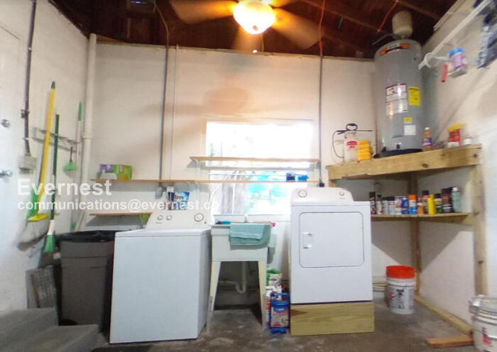 Building Photo - 5600 Tangerine Ave S