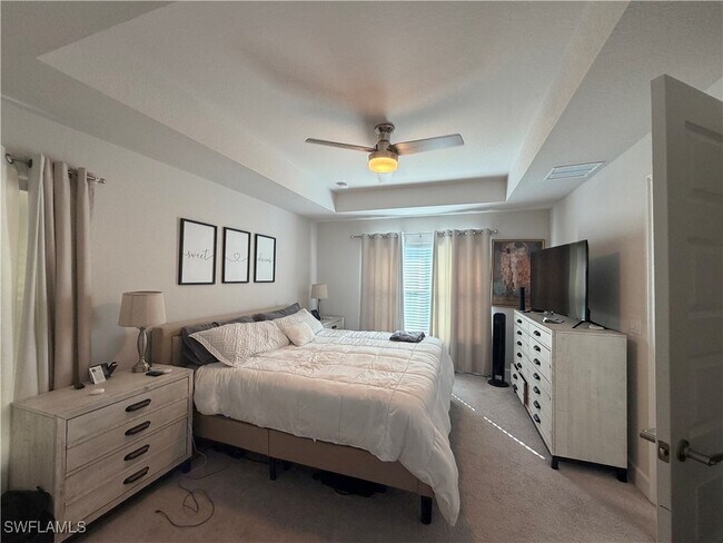 Building Photo - 4236 NE 20th Pl