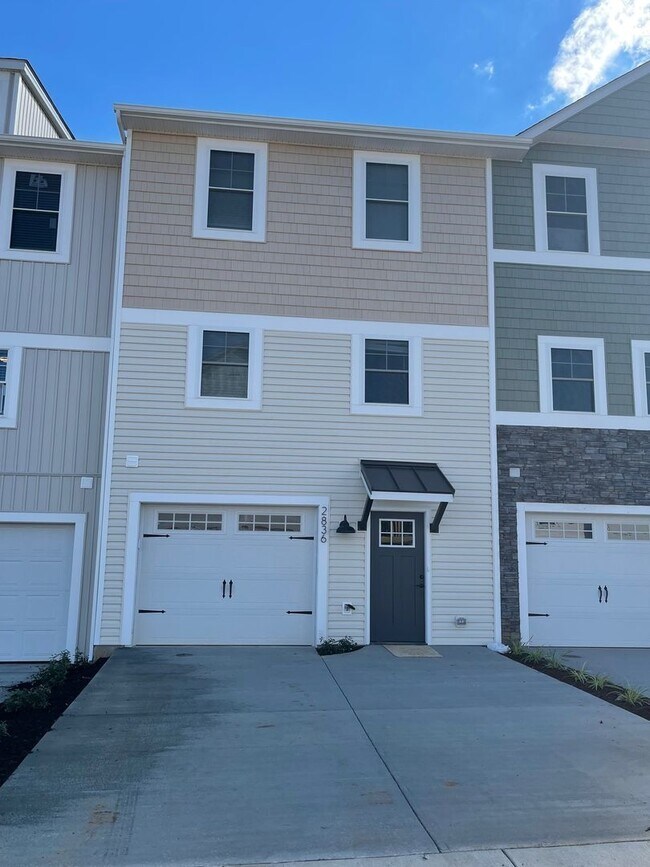 Building Photo - 1308 Palomino Trl