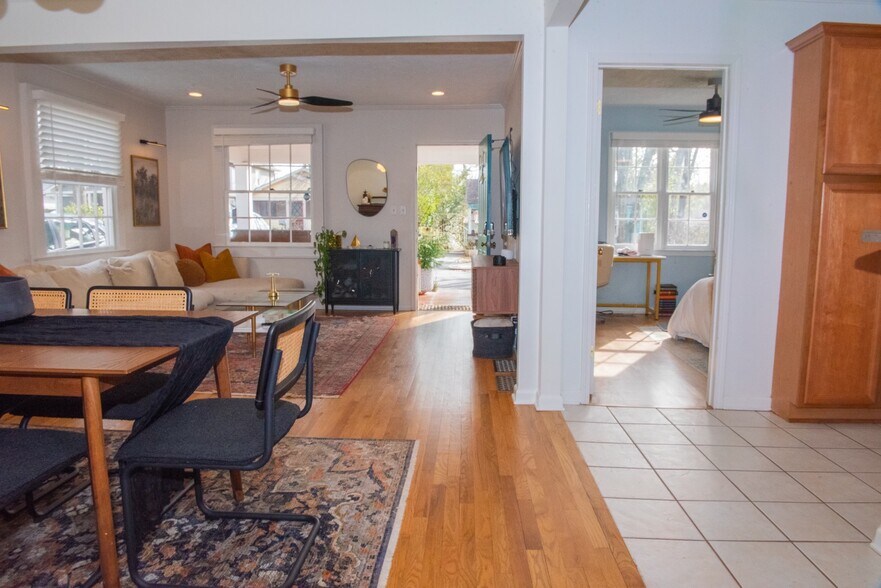 Building Photo - 870 Vera St SE