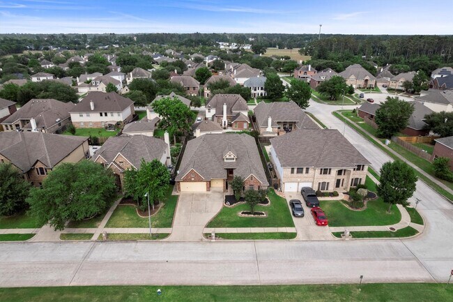 Building Photo - 19918 Cypresswood Lake Dr