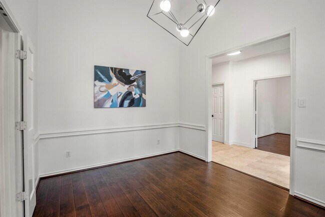 Building Photo - 16814 Windypine Dr