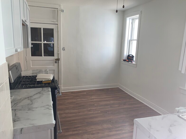 Building Photo - 4508 N Laporte Ave