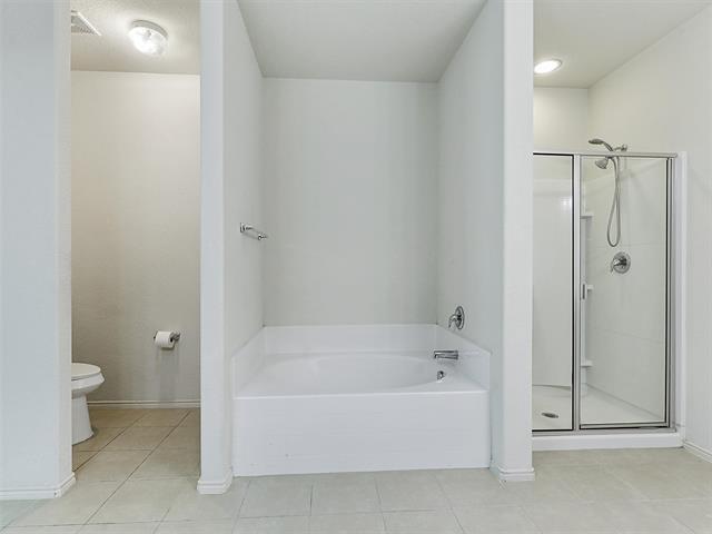 Building Photo - 5105 Marina Dr