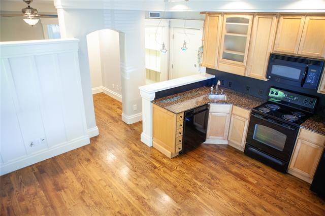 Building Photo - 5837 Velasco Ave