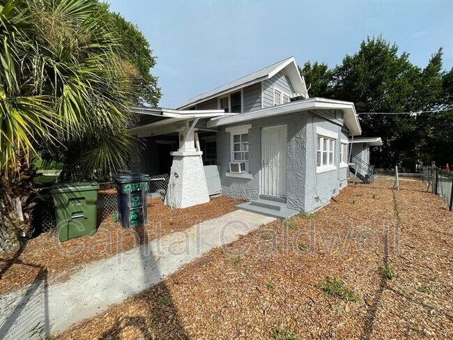 Building Photo - 1028 E 17th Ave