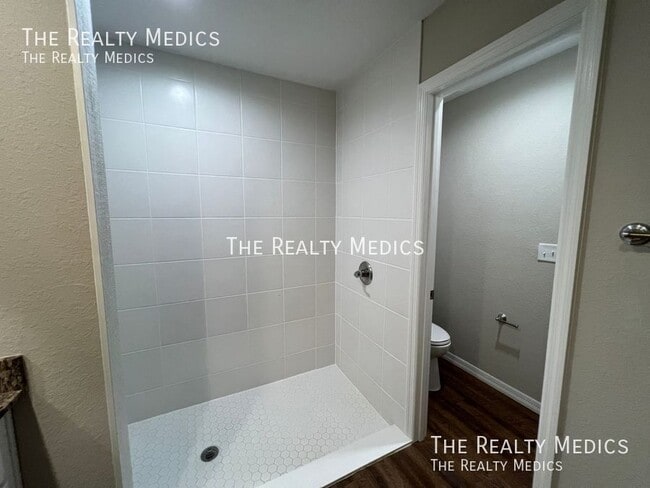 Building Photo - 3628 SE 134th St