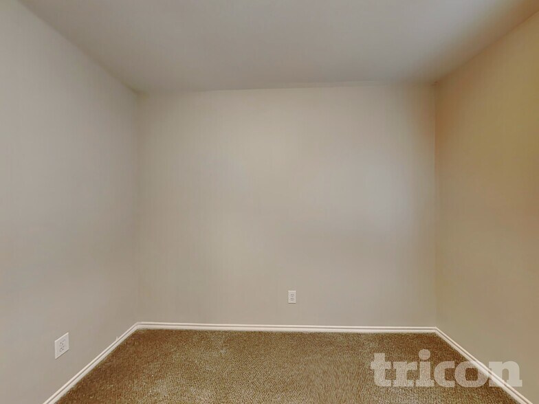 Building Photo - 160 Hanging Moss Dr