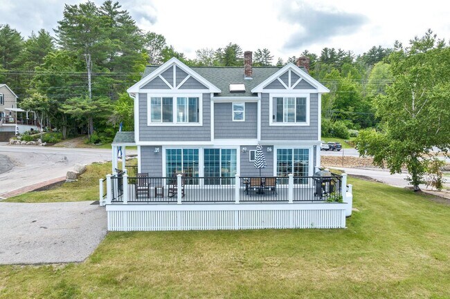 Building Photo - Beautiful Home On Lake Winnipesaukee