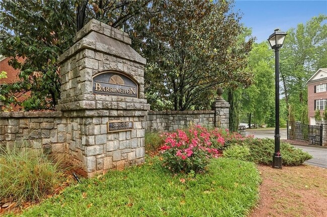 Building Photo - 3128 Mercer University Dr