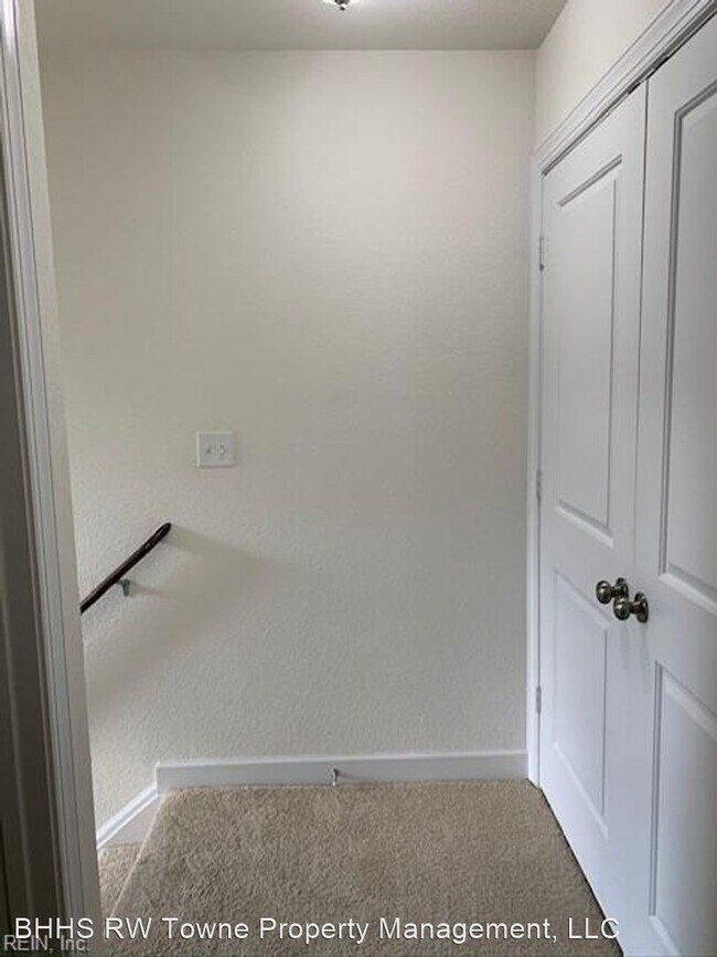 Building Photo - 3 br, 2.5 bath House - 5517 Legacy Way