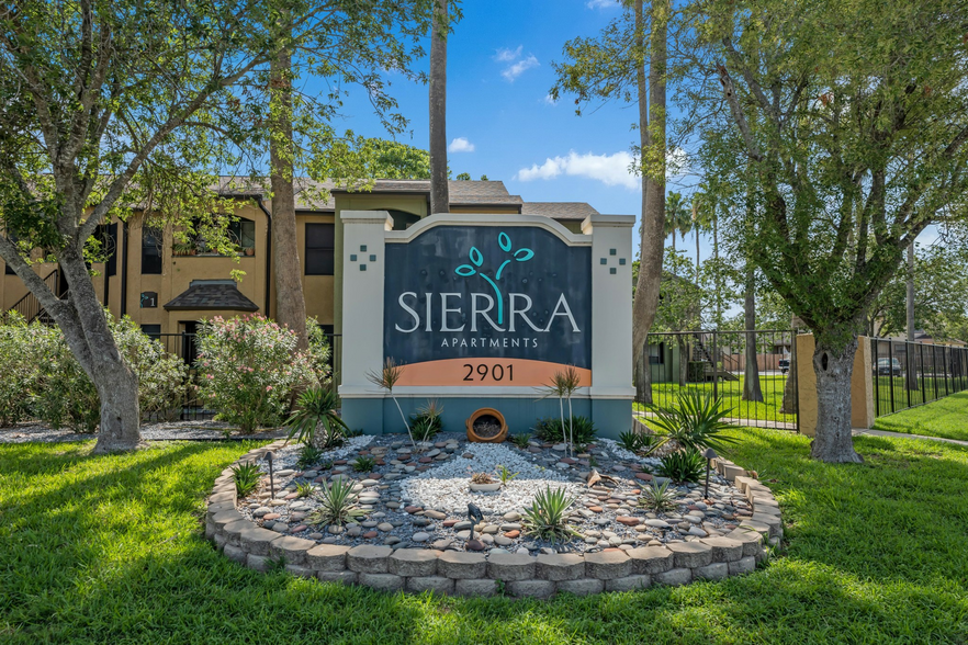 Primary Photo - Sierra Apartments