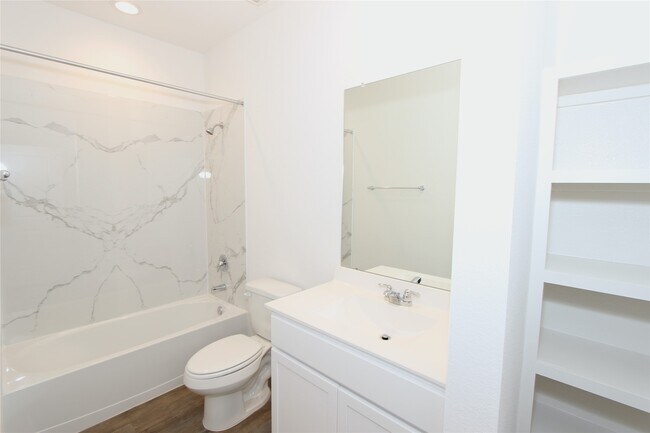 Building Photo - 2909 Bur Lndg Ln