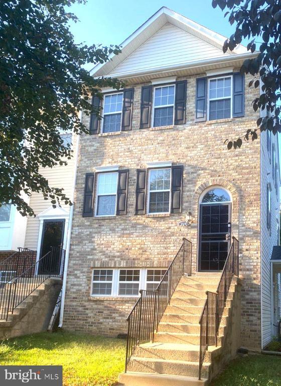 Building Photo - 4108 Apple Leaf Way