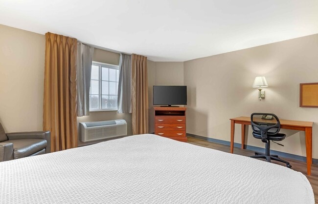 Building Photo - Furnished Studio-Bartlesville - Hwy 75