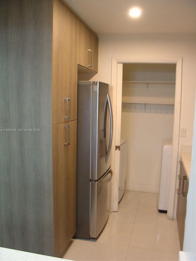 Building Photo - 19025 NW 62nd Ave