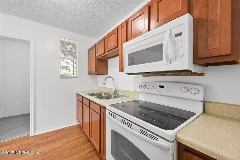 Building Photo - 1603 W 29th St