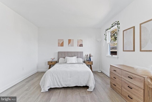 Building Photo - 2309 N 2nd St