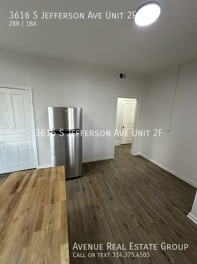 Building Photo - Spacious 2-Bedroom 1-Bathroom in Saint Lou...