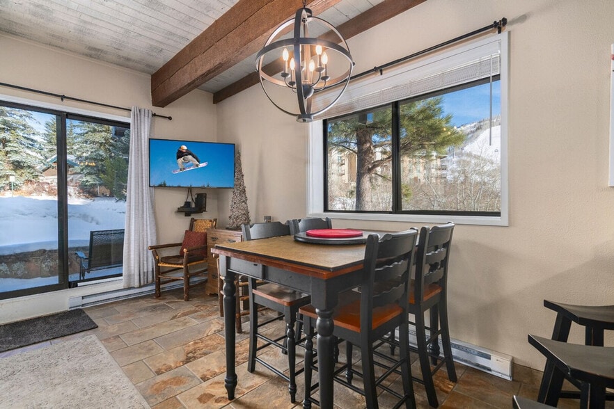 Building Photo - 2275 Storm Meadows Dr