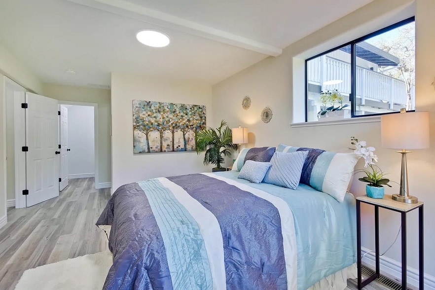 Master Bedroom - 17040 Holiday Dr