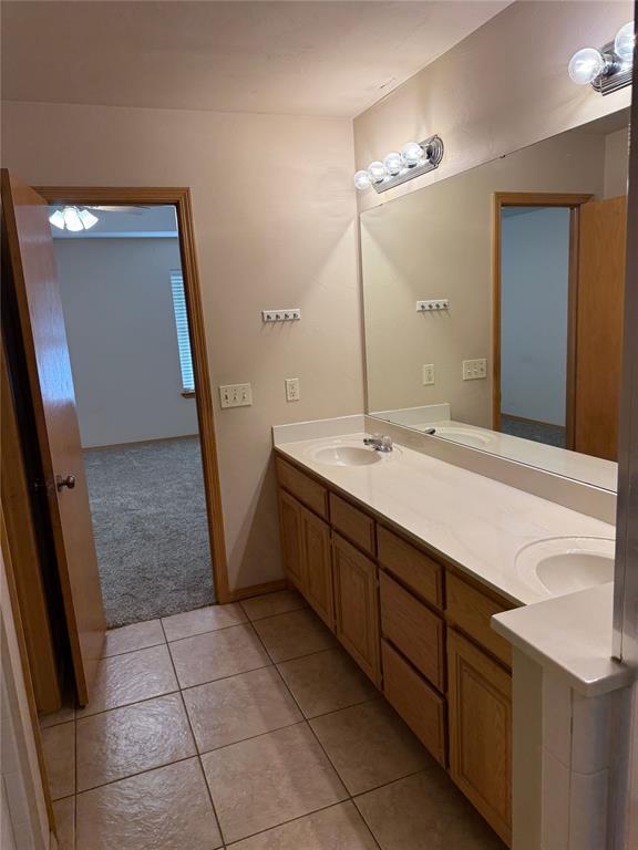 Building Photo - 716 Eastridge Dr
