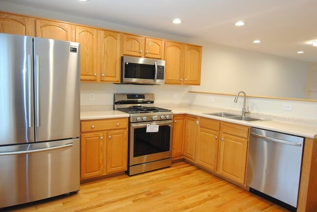 Building Photo - 109 Overlook Cir