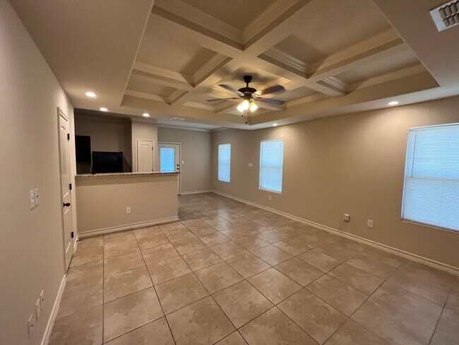 Building Photo - 7011 Micayla Cv