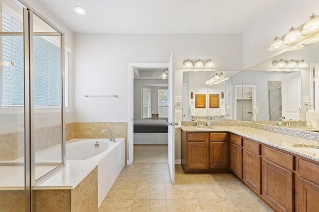 Building Photo - 39 Prairie Falcon Place