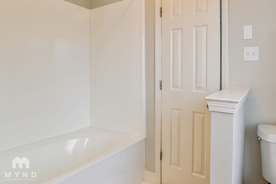 Building Photo - 4634 S Germantown Rd