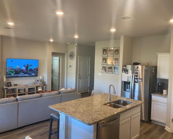 Building Photo - 40313 Sedgwick Ln