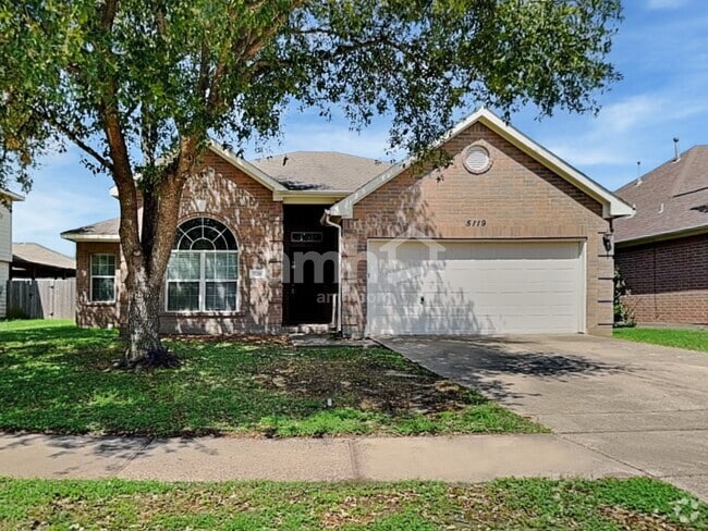Building Photo - 5119 Westwood Pines Dr