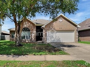 Building Photo - 5119 Westwood Pines Dr