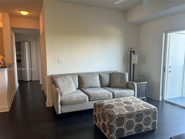 Building Photo - 6001 SW 70th St