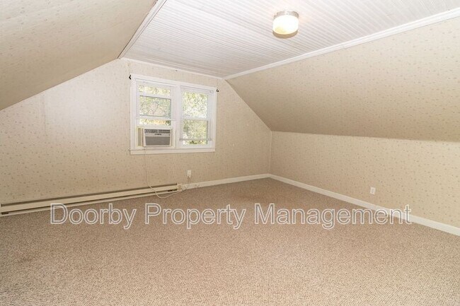 Building Photo - 408 Frazier Dr