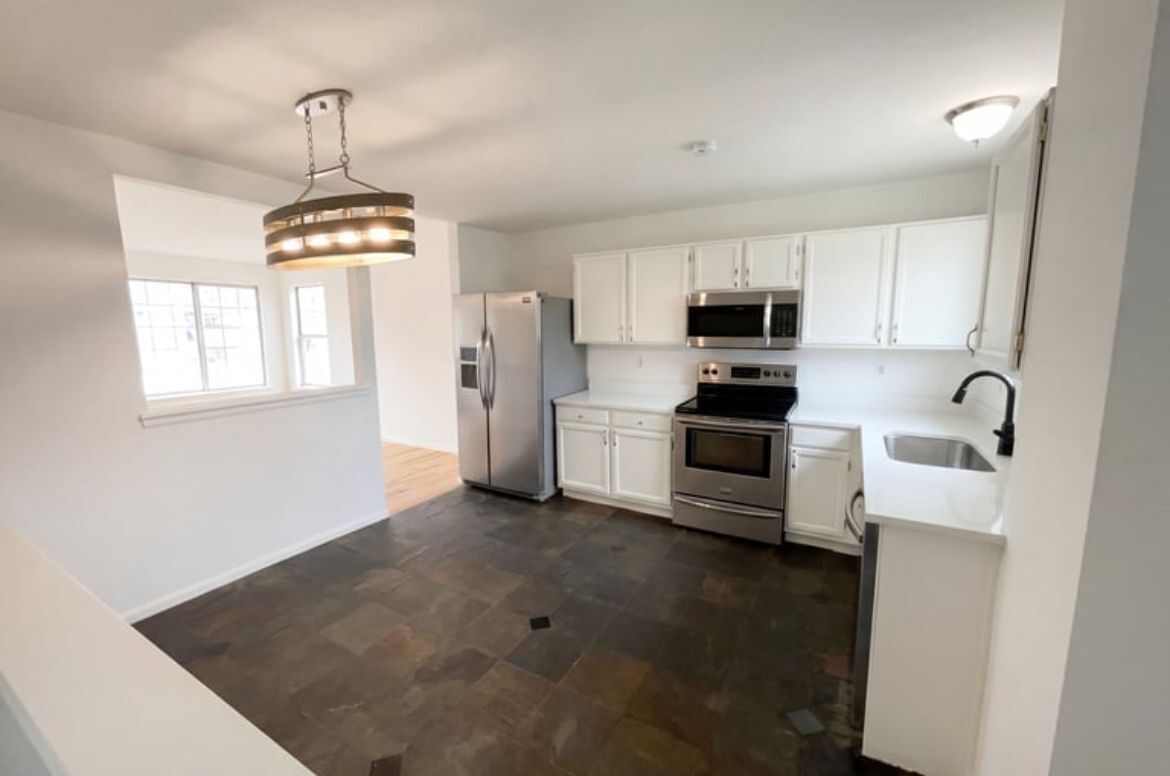 Building Photo - 12117 Monaco Dr