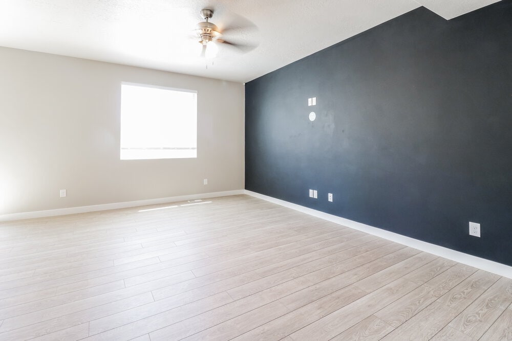 Building Photo - 1083 W Osprey Dr