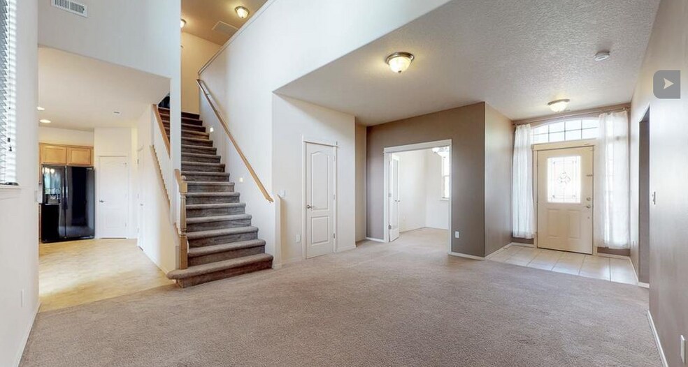 Building Photo - 301 S Quay St