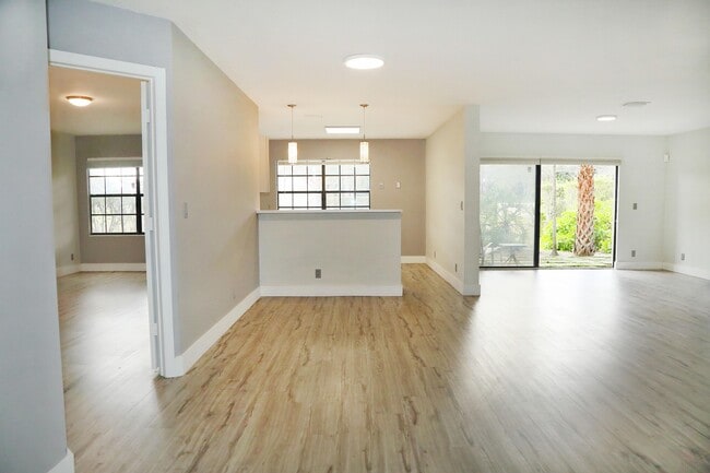 Building Photo - 6080 Verde Trail S