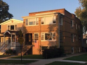 Building Photo - 1 bedroom in Chicago IL 60618