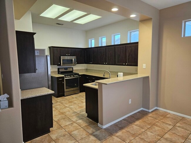 Building Photo - 2513 Maddington Dr