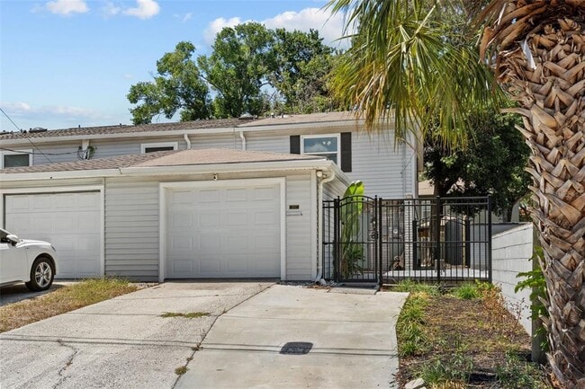 Building Photo - 2517 W Tennessee Ave