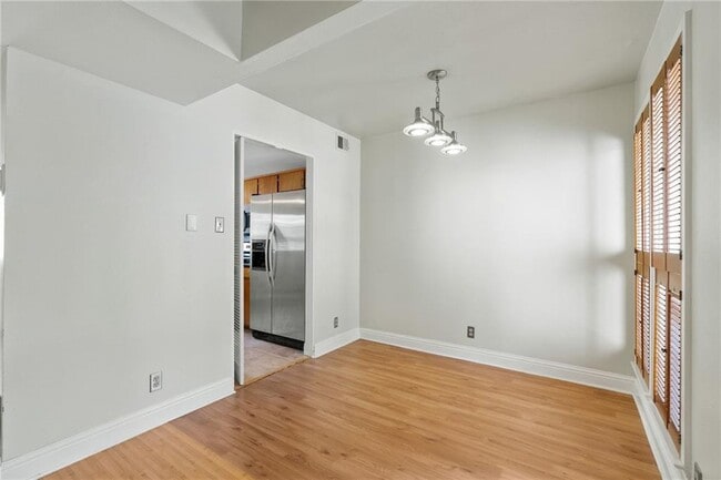 Building Photo - 2500 Enfield Rd