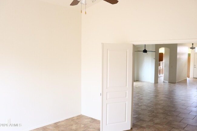 Building Photo - 5379 Almosa St