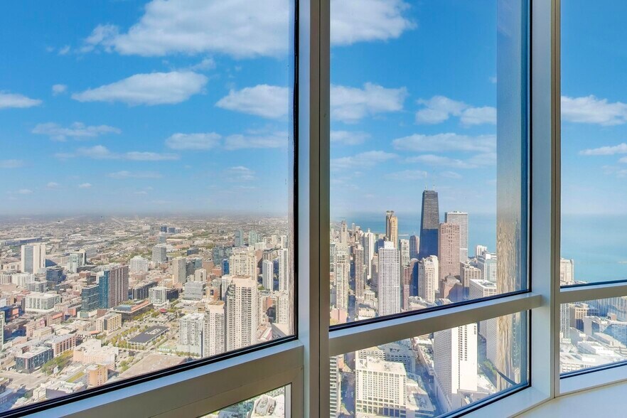 Building Photo - 401 N Wabash Ave