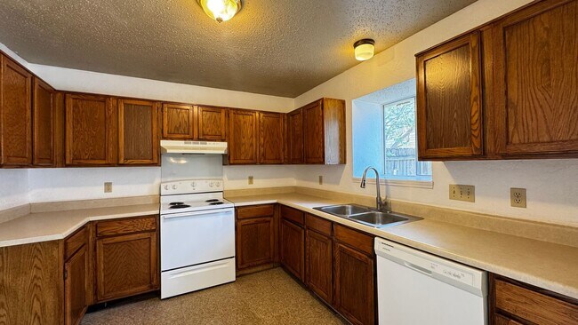 Building Photo - 11343 Fish Springs Dr
