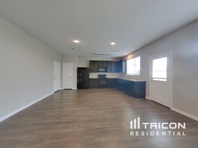 Building Photo - 18510 Snowy River Ln