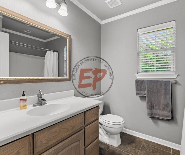 Building Photo - 14045 Shadow Grove Cir