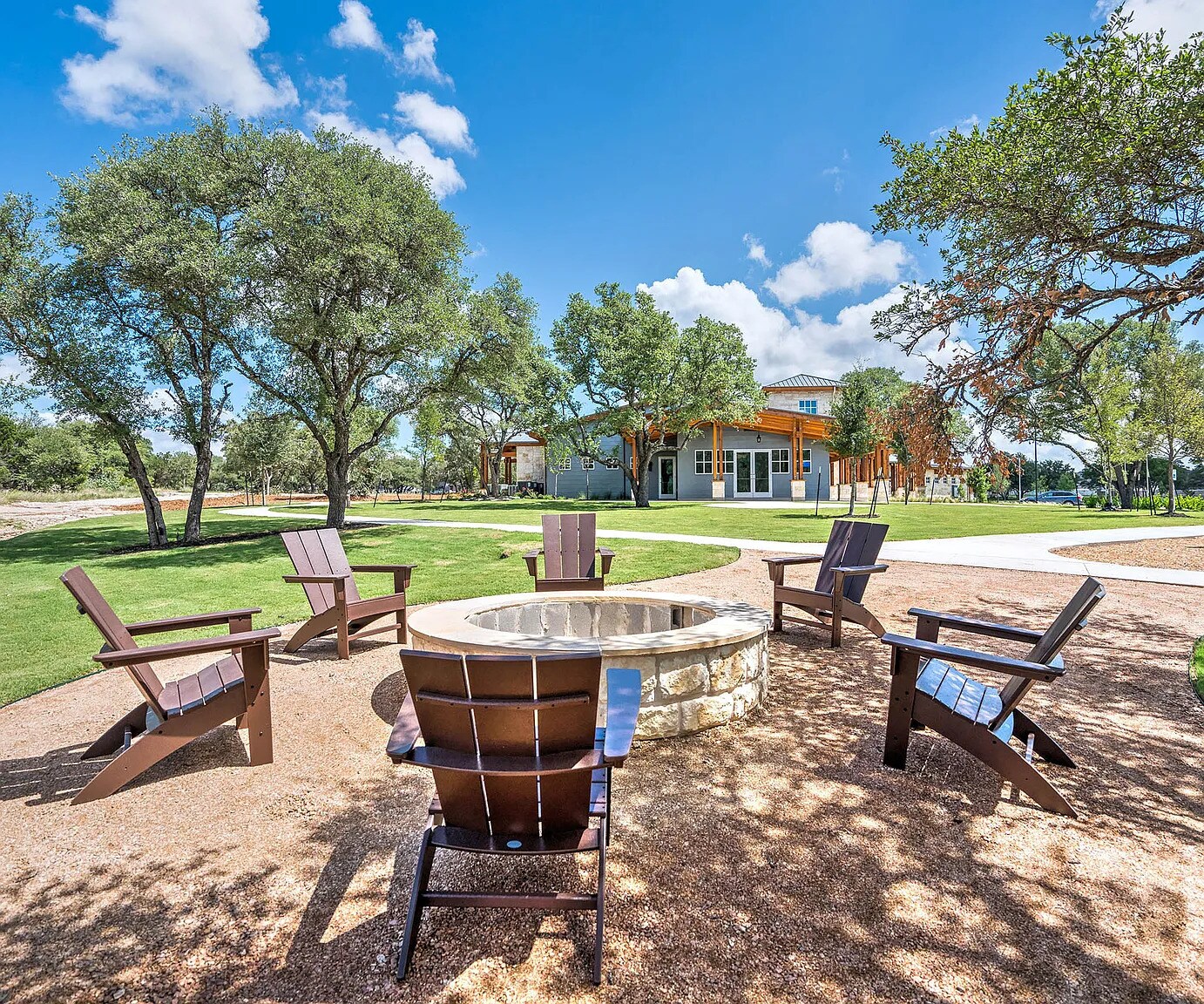 Outdoor Seating - 512 Turkey Creek Cv