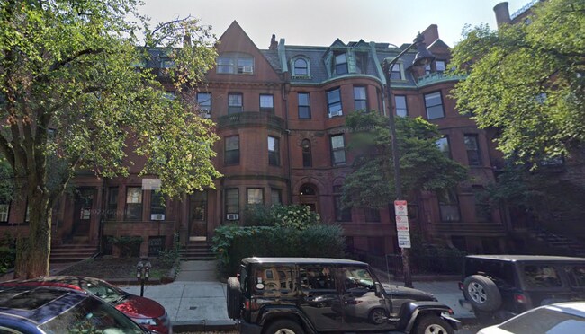 Primary Photo - 469 Beacon St